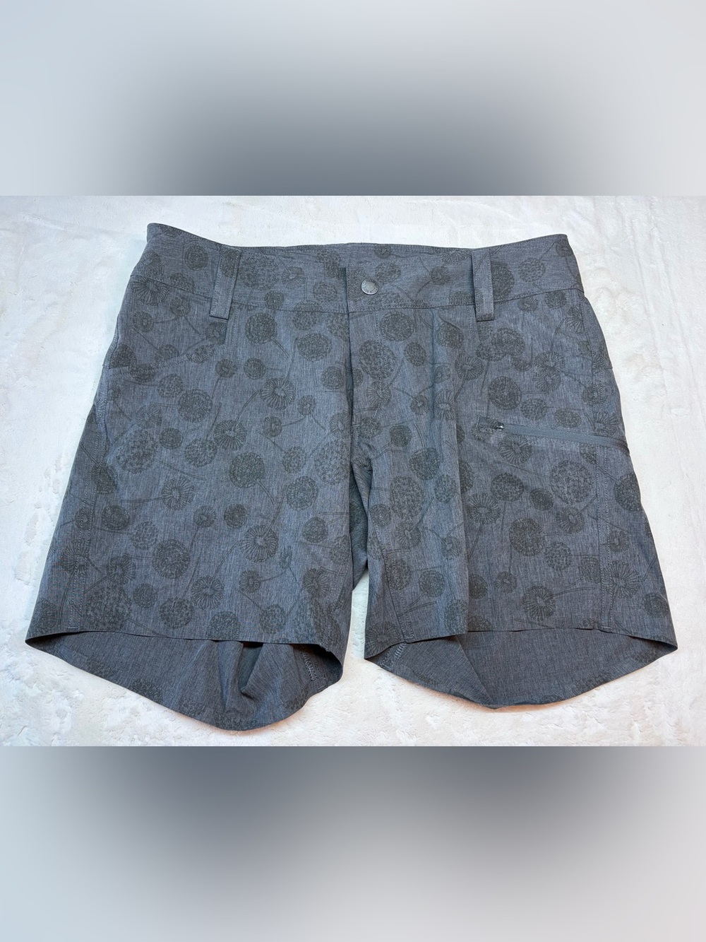 Club Ride Shorts Men M (32) Gray Floral Print Stretch Cycling Adjustable Waist